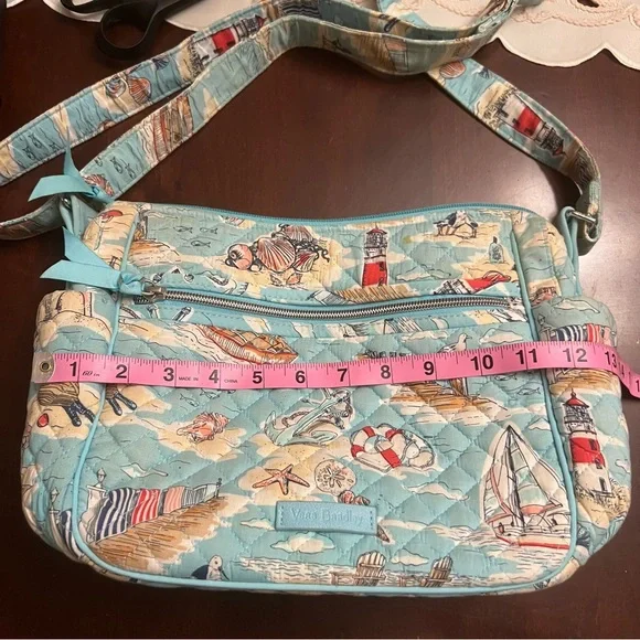 Vera Bradley Exclusive Iconic On the Go Crossbody in Beach Toile like new - Picture 12 of 13